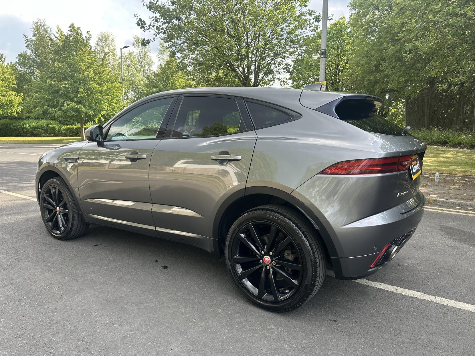 Jaguar E-PACE 2.0 D180 R-Dynamic SUV 5dr Diesel Auto AWD Euro 6 (s/s) (180 ps)