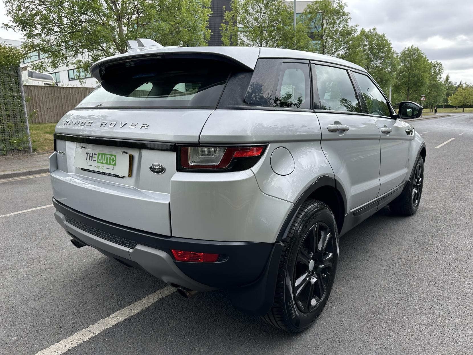 Land Rover Range Rover Evoque 2.0 TD4 SE Tech SUV 5dr Diesel Manual 4WD Euro 6 (s/s) (180 ps)