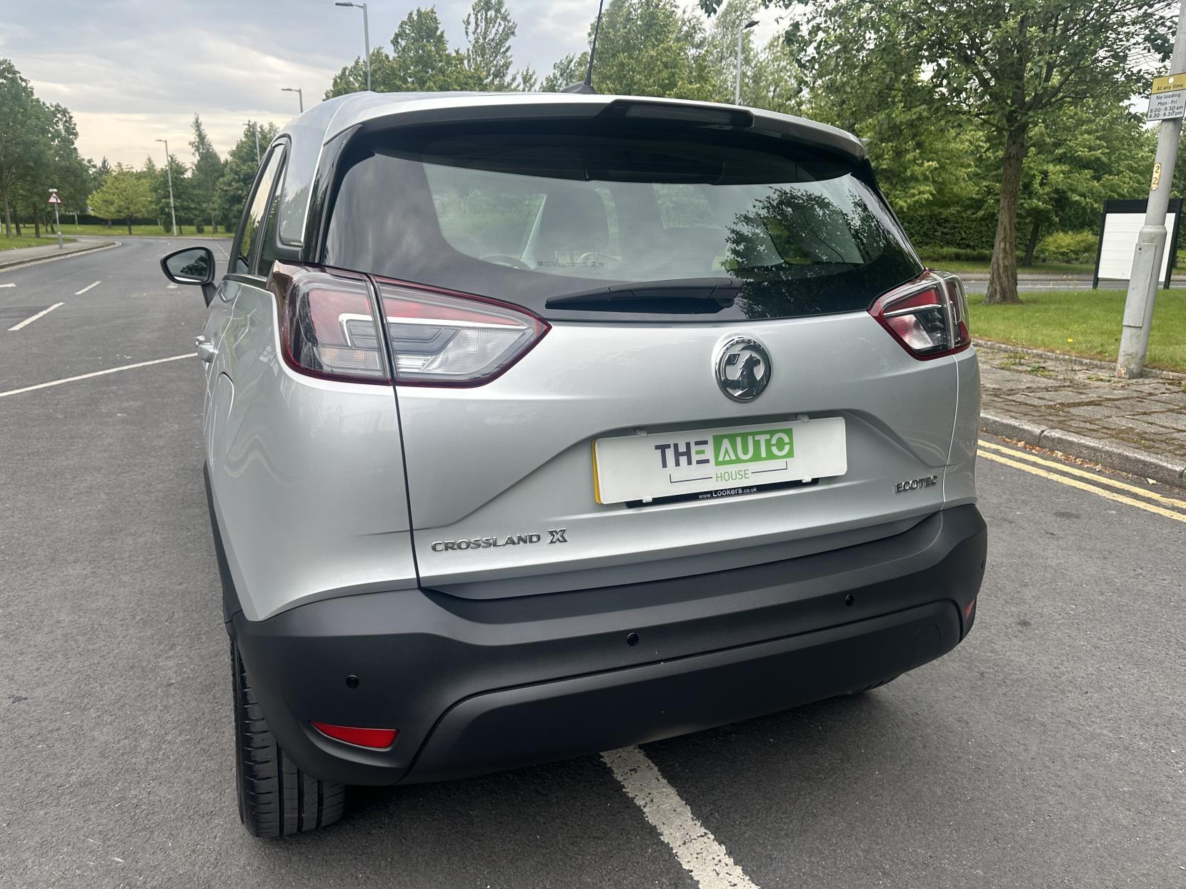 Vauxhall Crossland X 1.2 Turbo ecoTEC GPF SE Nav SUV 5dr Petrol Manual Euro 6 (s/s) (110 ps)