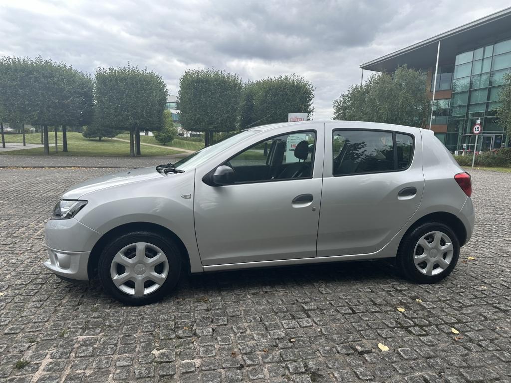 Dacia SANDERO DIESEL HATCHBACK 1.5 AMBIANCE DCI 5DR Manual