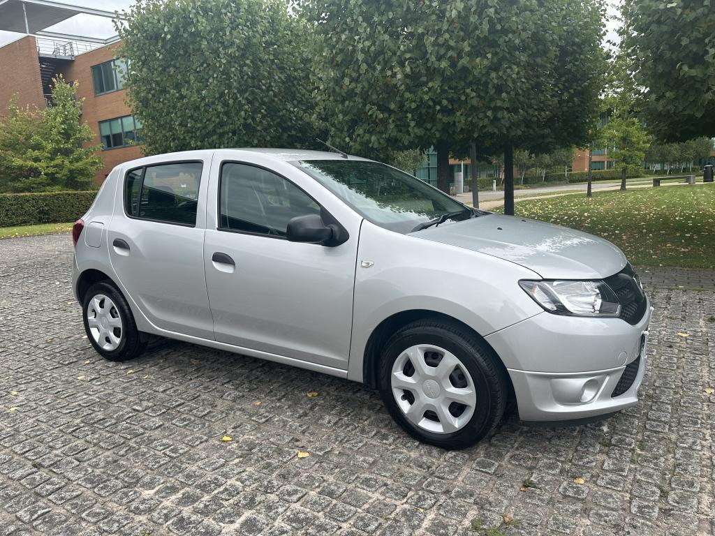 Dacia SANDERO DIESEL HATCHBACK 1.5 AMBIANCE DCI 5DR Manual