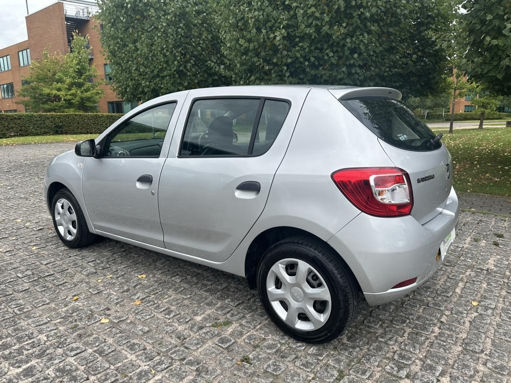 Dacia SANDERO DIESEL HATCHBACK 1.5 AMBIANCE DCI 5DR Manual