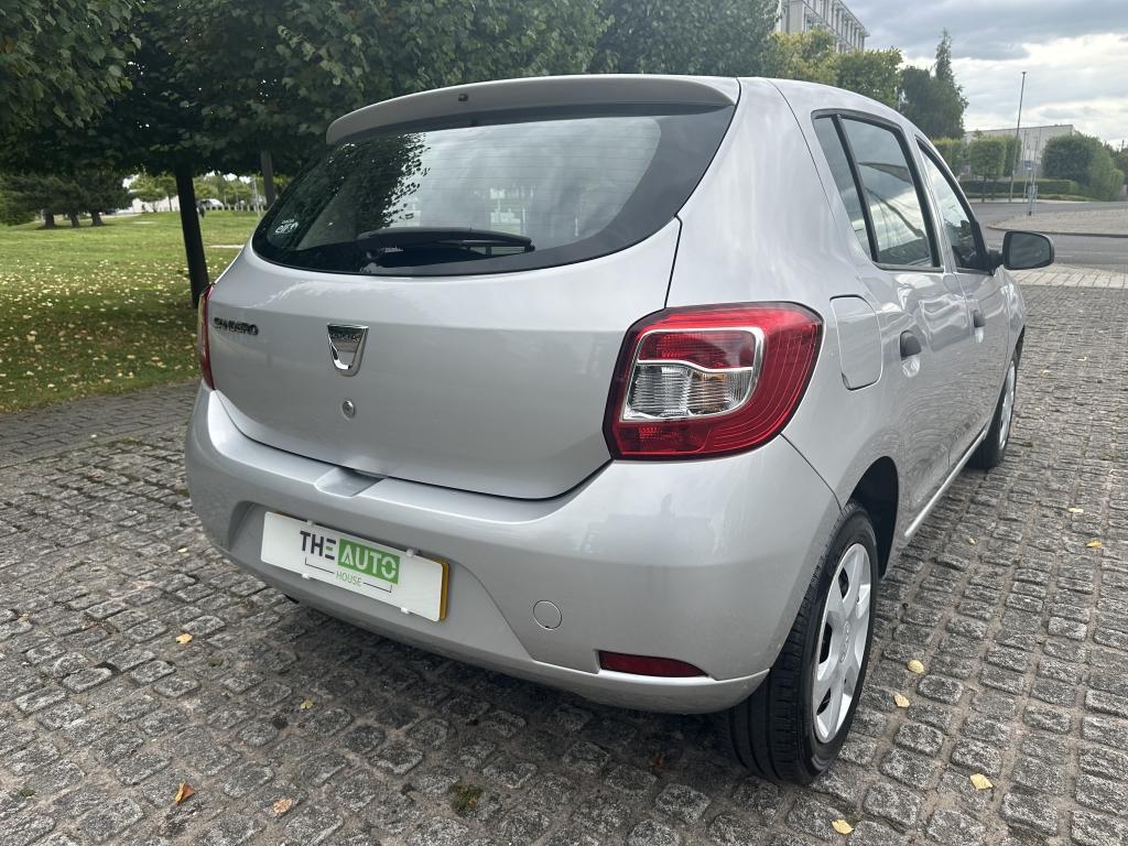 Dacia SANDERO DIESEL HATCHBACK 1.5 AMBIANCE DCI 5DR Manual