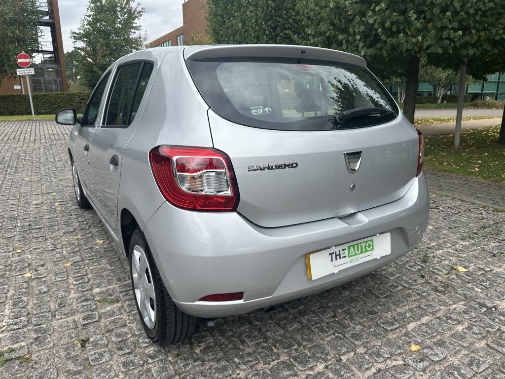 Dacia SANDERO DIESEL HATCHBACK 1.5 AMBIANCE DCI 5DR Manual