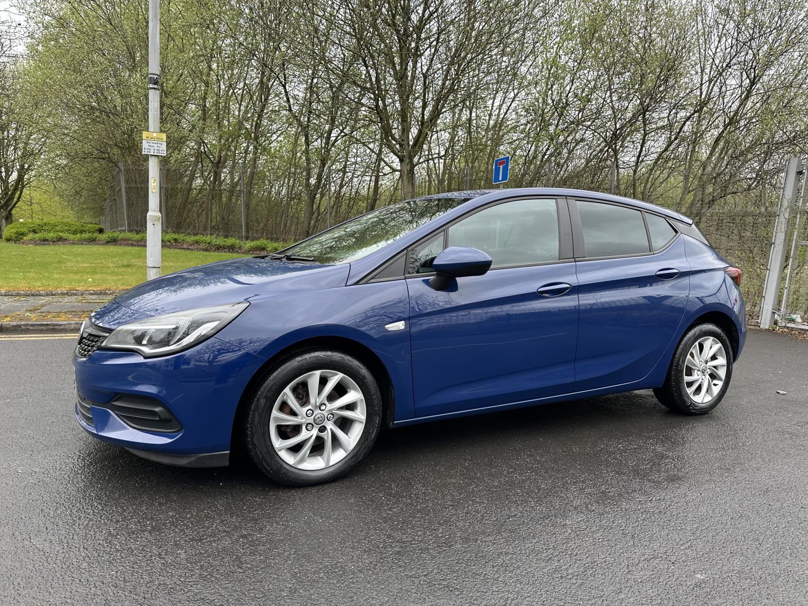 Vauxhall Astra 1.5 Turbo D Business Edition Nav Hatchback 5dr Diesel Manual Euro 6 (s/s) (105 ps)