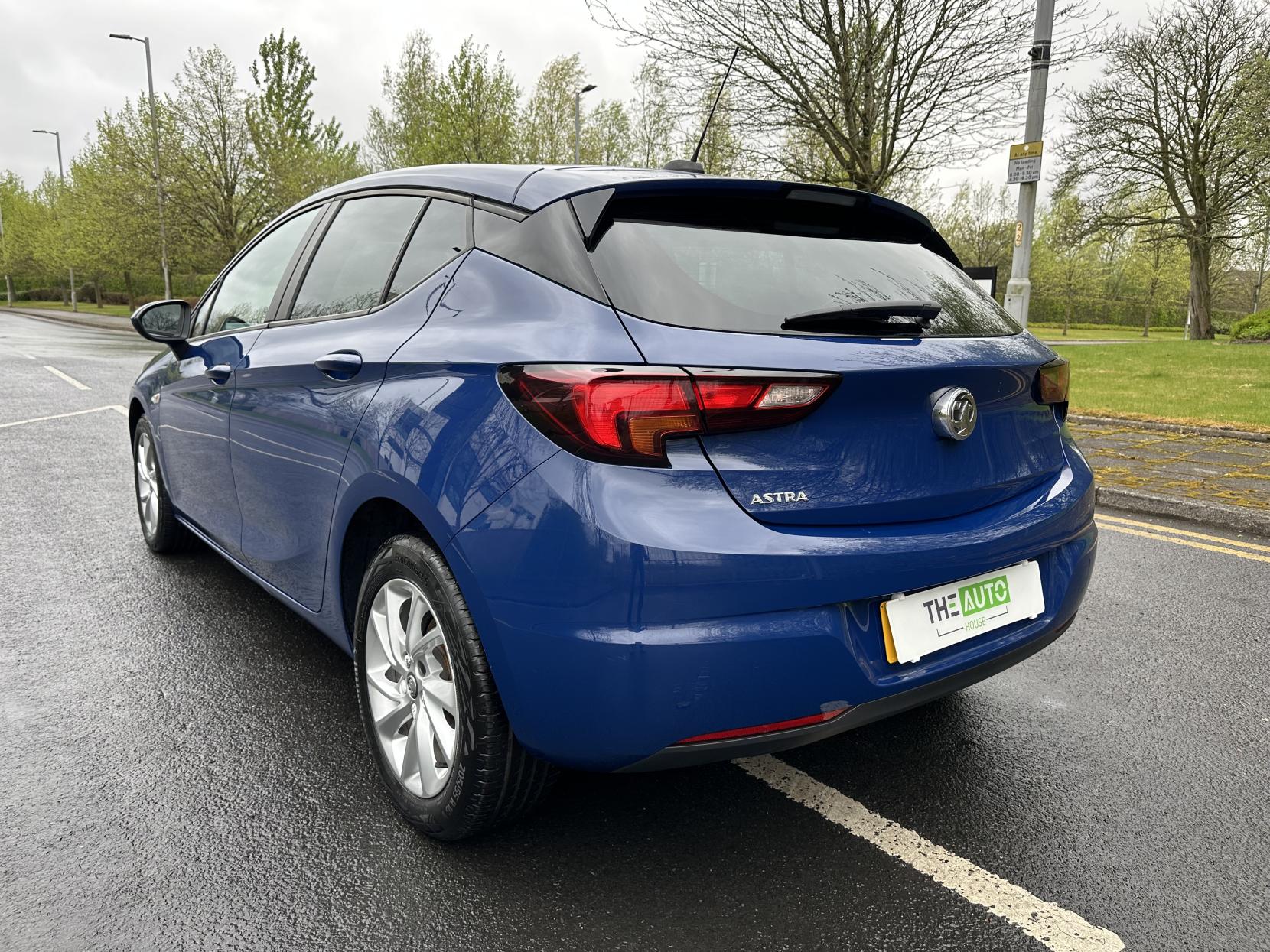 Vauxhall Astra 1.5 Turbo D Business Edition Nav Hatchback 5dr Diesel Manual Euro 6 (s/s) (105 ps)