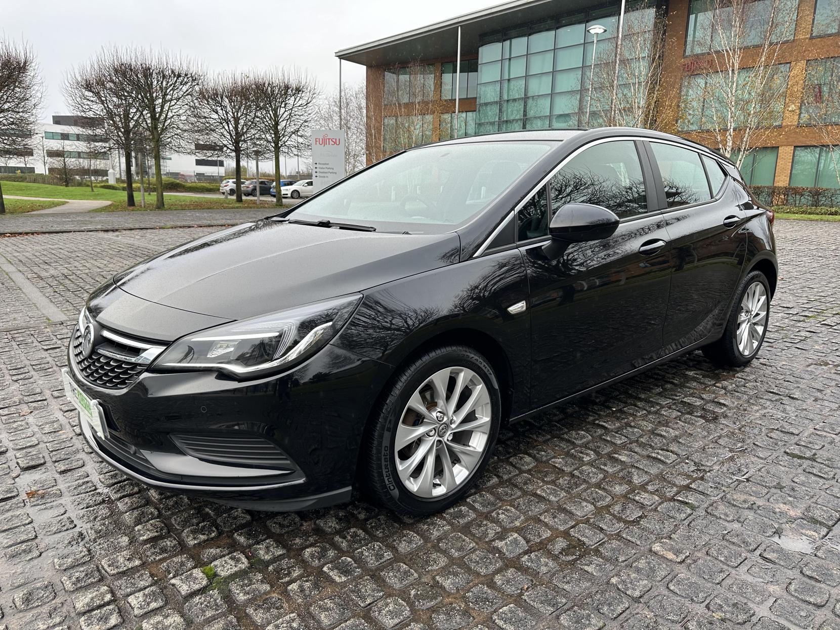 Vauxhall Astra 1.0i Turbo ecoFLEX Design Hatchback 5dr Petrol Manual Euro 6 (s/s) (105 ps)