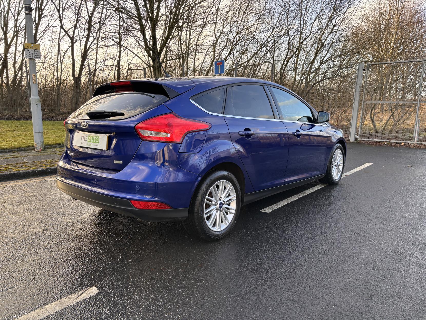 Ford Focus 1.0T EcoBoost Zetec Edition Hatchback 5dr Petrol Auto Euro 6 (s/s) (125 ps)