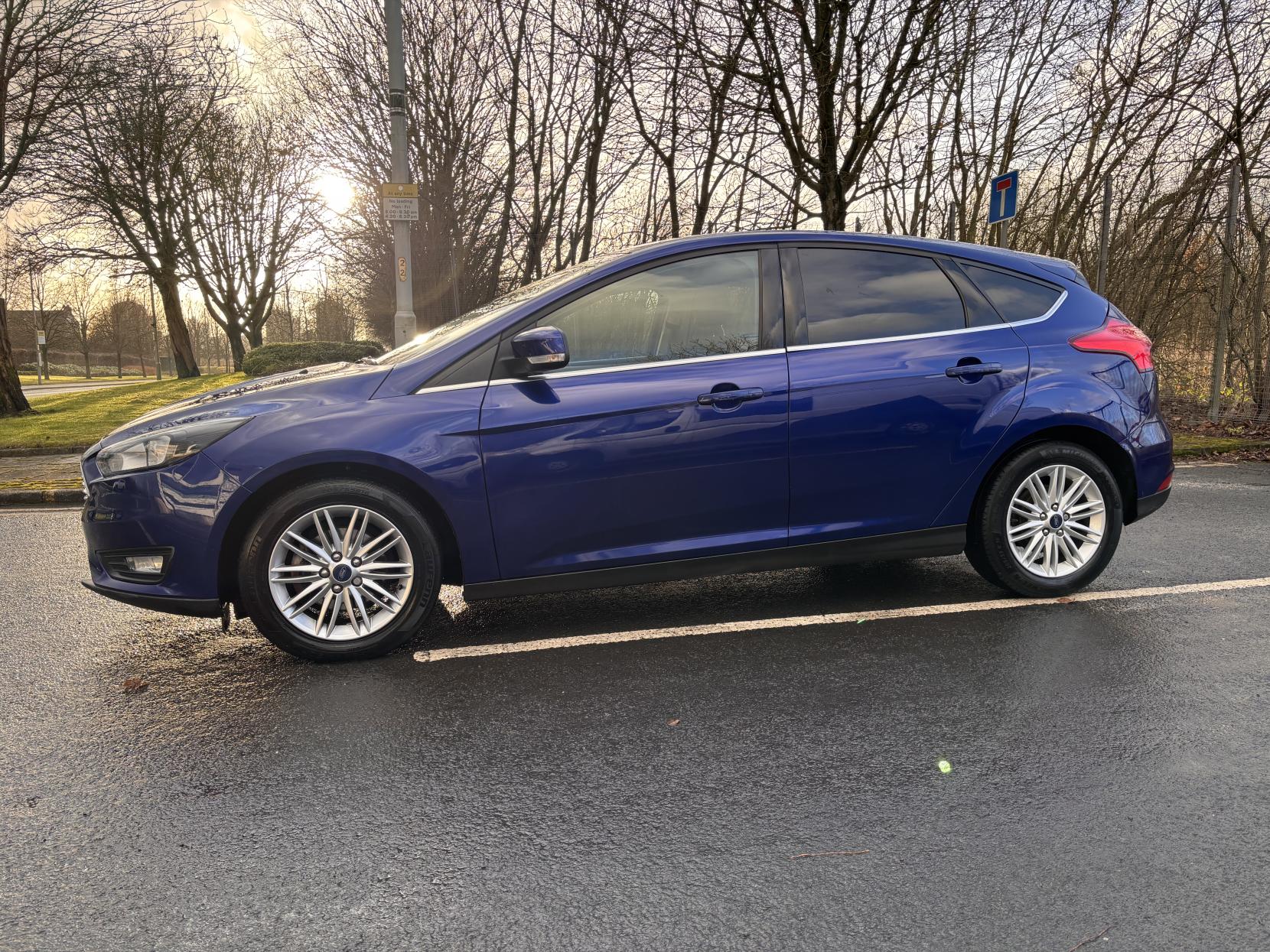 Ford Focus 1.0T EcoBoost Zetec Edition Hatchback 5dr Petrol Auto Euro 6 (s/s) (125 ps)