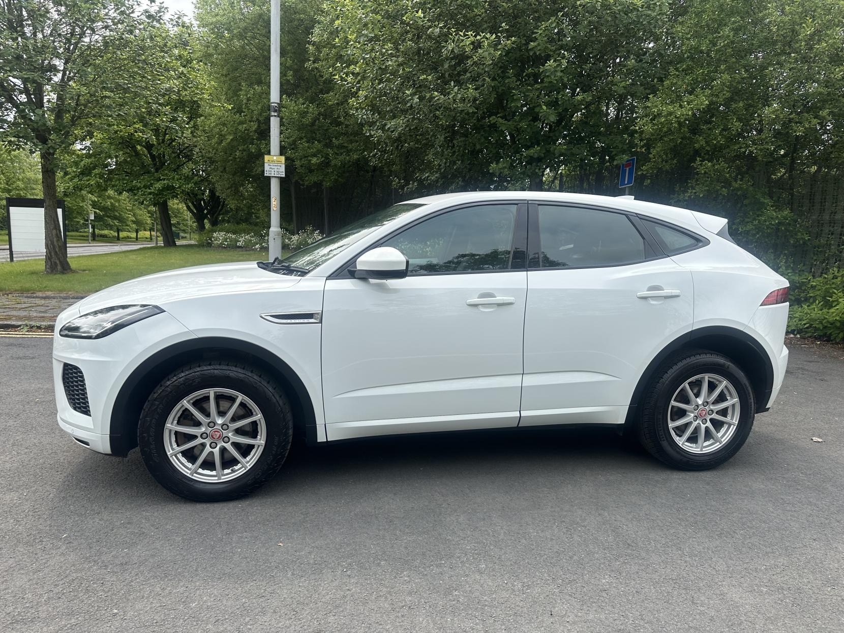 Jaguar E-PACE 2.0 D150 R-Dynamic SUV 5dr Diesel Manual Euro 6 (s/s) (150 ps)