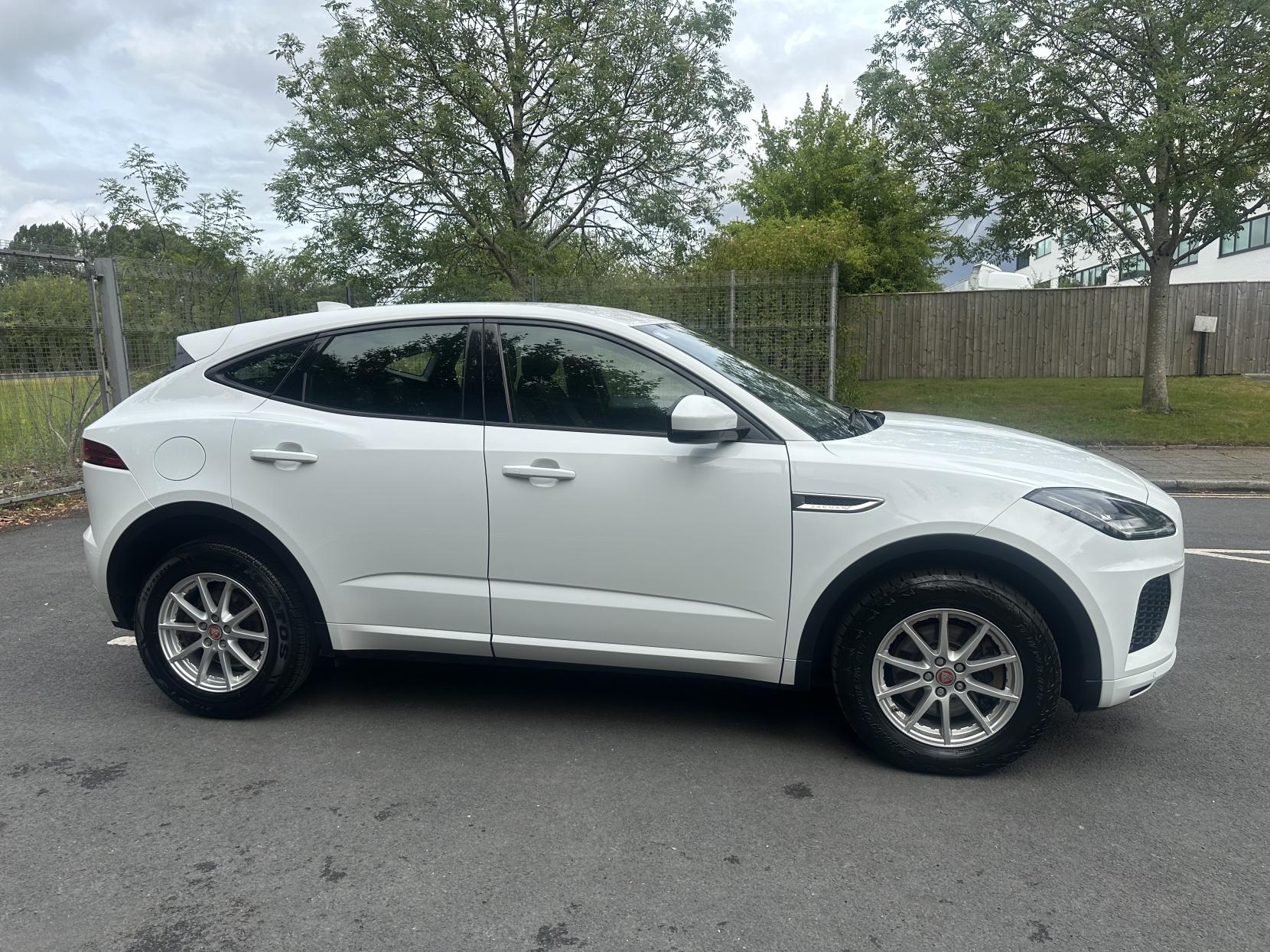 Jaguar E-PACE 2.0 D150 R-Dynamic SUV 5dr Diesel Manual Euro 6 (s/s) (150 ps)
