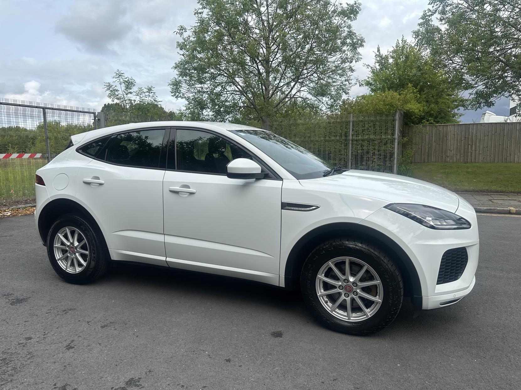 Jaguar E-PACE 2.0 D150 R-Dynamic SUV 5dr Diesel Manual Euro 6 (s/s) (150 ps)