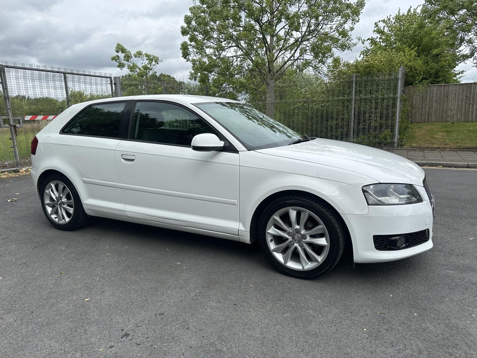Audi A3 1.2 TFSI Sport Hatchback 3dr Petrol Manual Euro 5 (s/s) (105 ps)