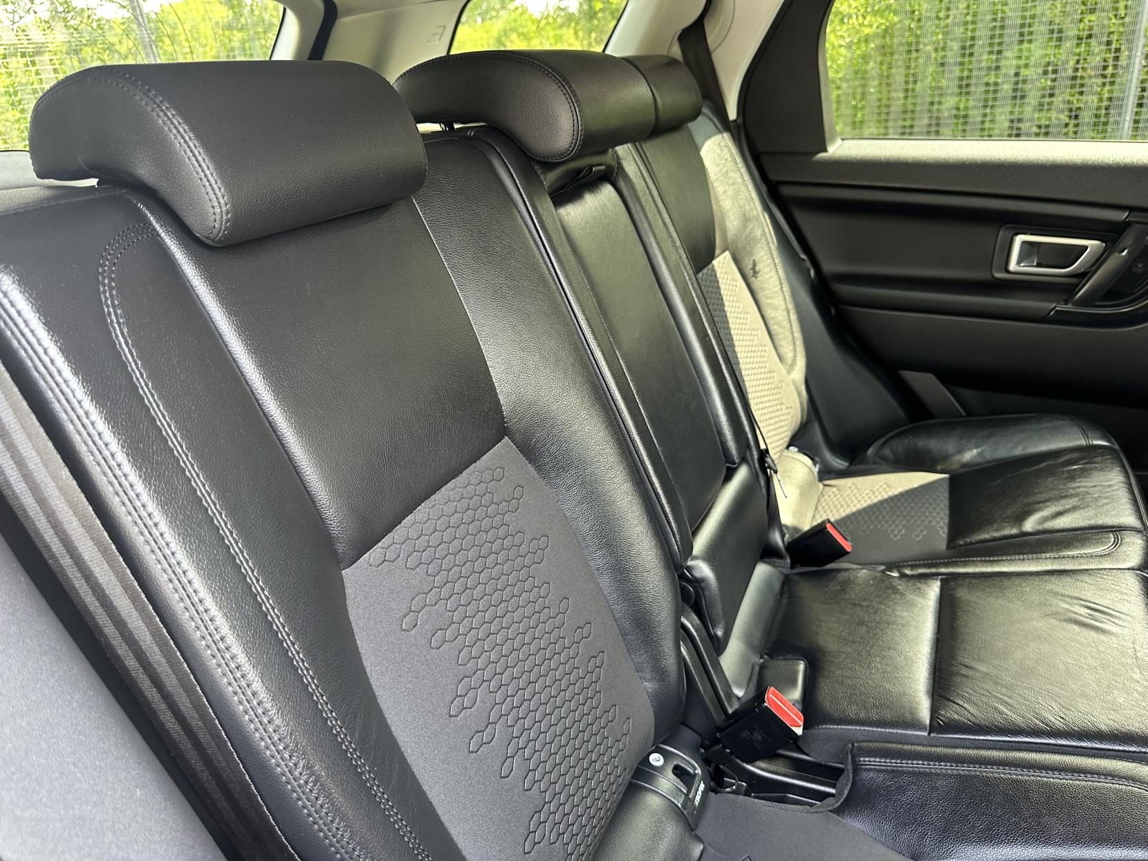 Land Rover Discovery Sport 2.0 TD4 Pure Edition SUV 5dr Diesel Manual 4WD Euro 6 (s/s) (5 Seat) (150 ps)