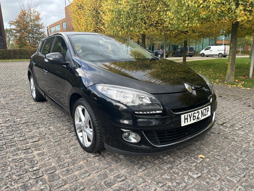 Renault MEGANE HATCHBACK 1.6 DYNAMIQUE TOMTOM VVT 5DR Manual