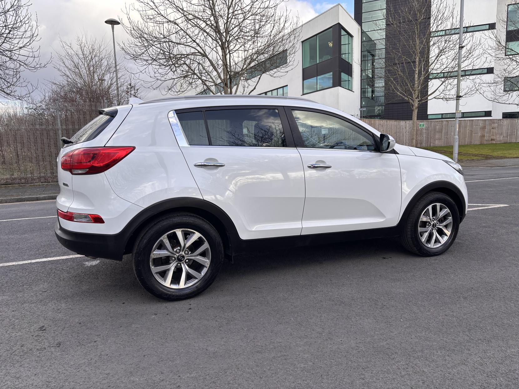 Kia Sportage 1.7 CRDi EcoDynamics 2 SUV 5dr Diesel Manual 2WD Euro 6 (s/s) (114 bhp)
