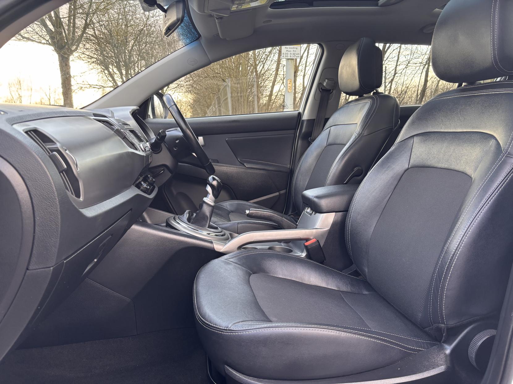Kia Sportage 1.7 CRDi EcoDynamics 2 SUV 5dr Diesel Manual 2WD Euro 6 (s/s) (114 bhp)