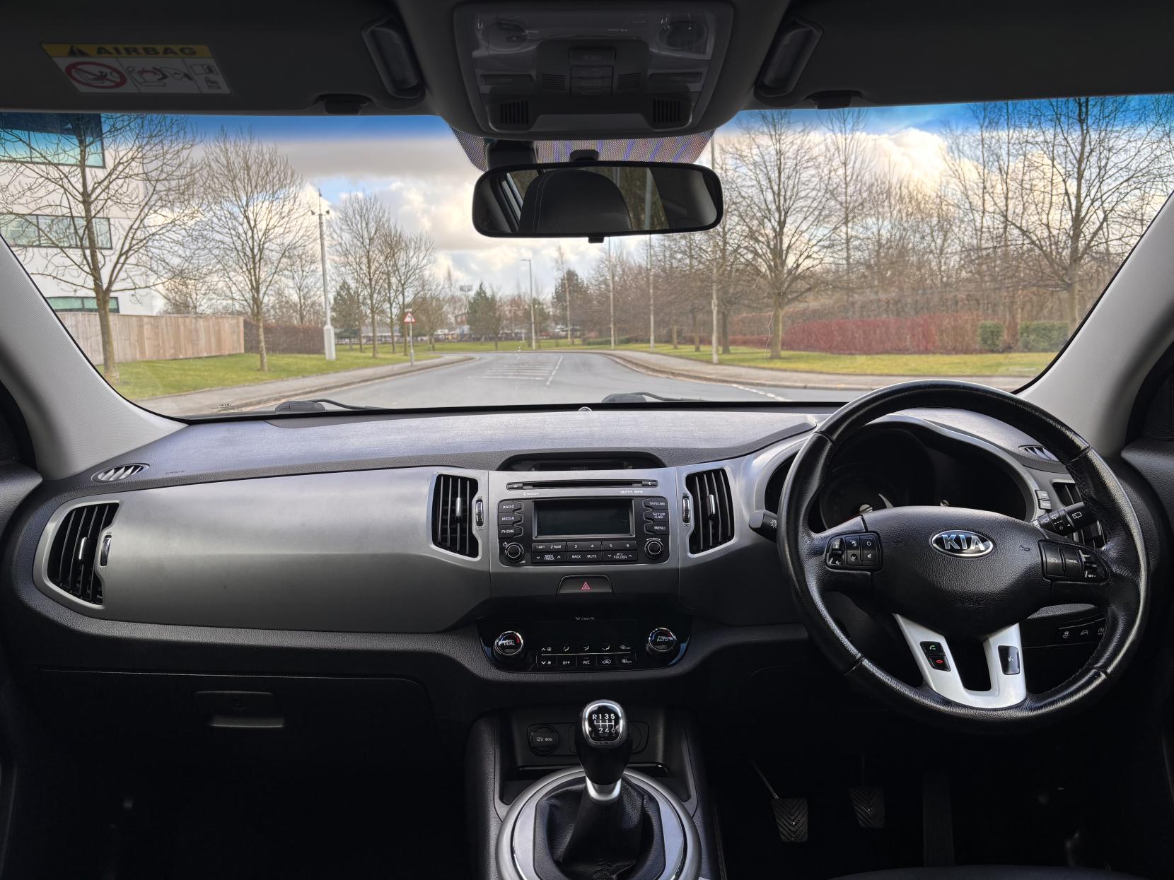 Kia Sportage 1.7 CRDi EcoDynamics 2 SUV 5dr Diesel Manual 2WD Euro 6 (s/s) (114 bhp)