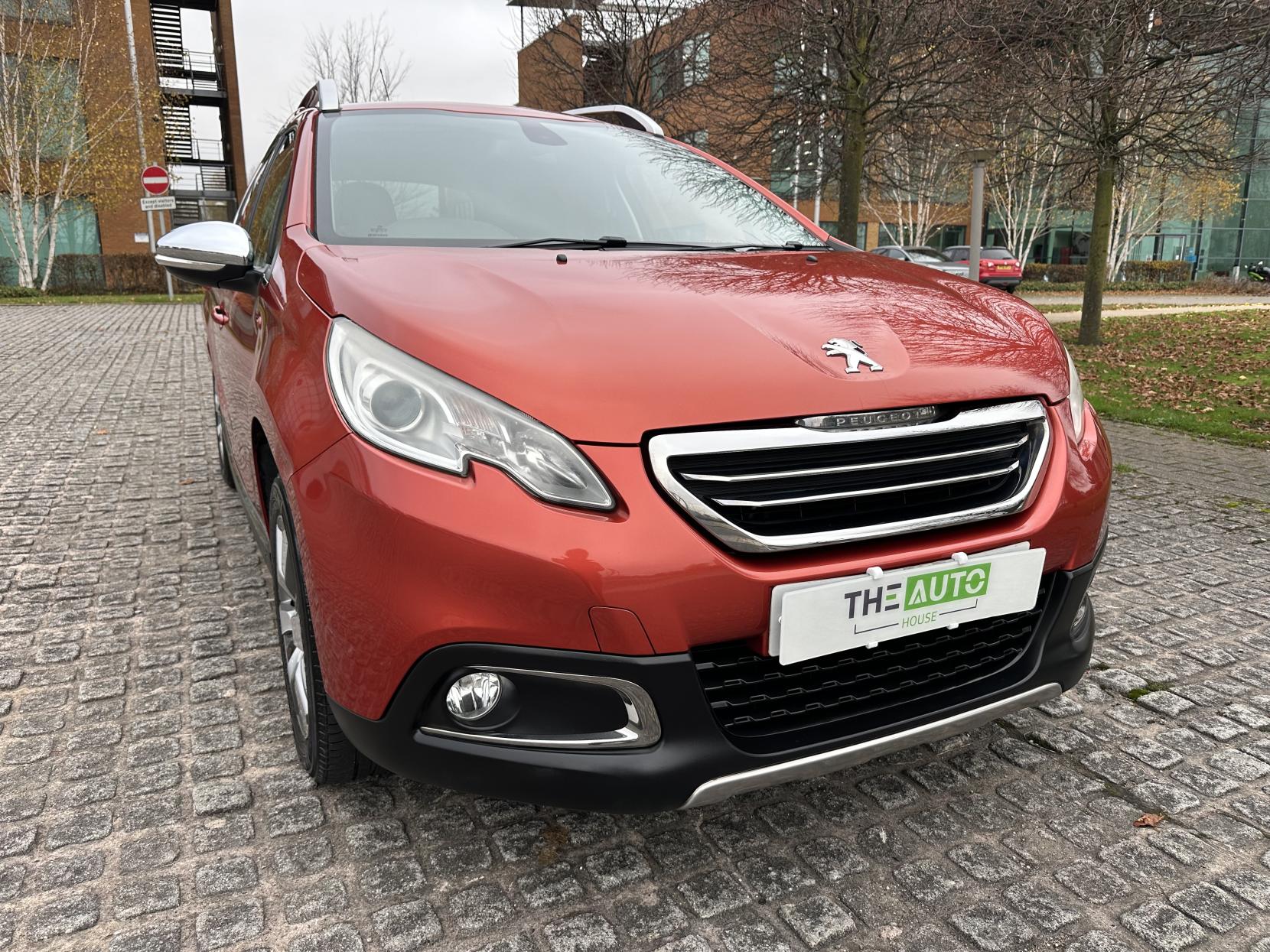 Peugeot 2008 1.2 VTi PureTech Allure SUV 5dr Petrol Manual Euro 5 (82 ps)