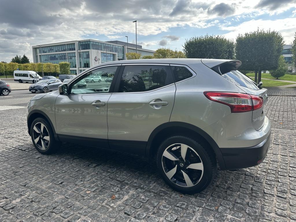 Nissan QASHQAI HATCHBACK 1.2 N-TEC DIG-T 5DR Manual