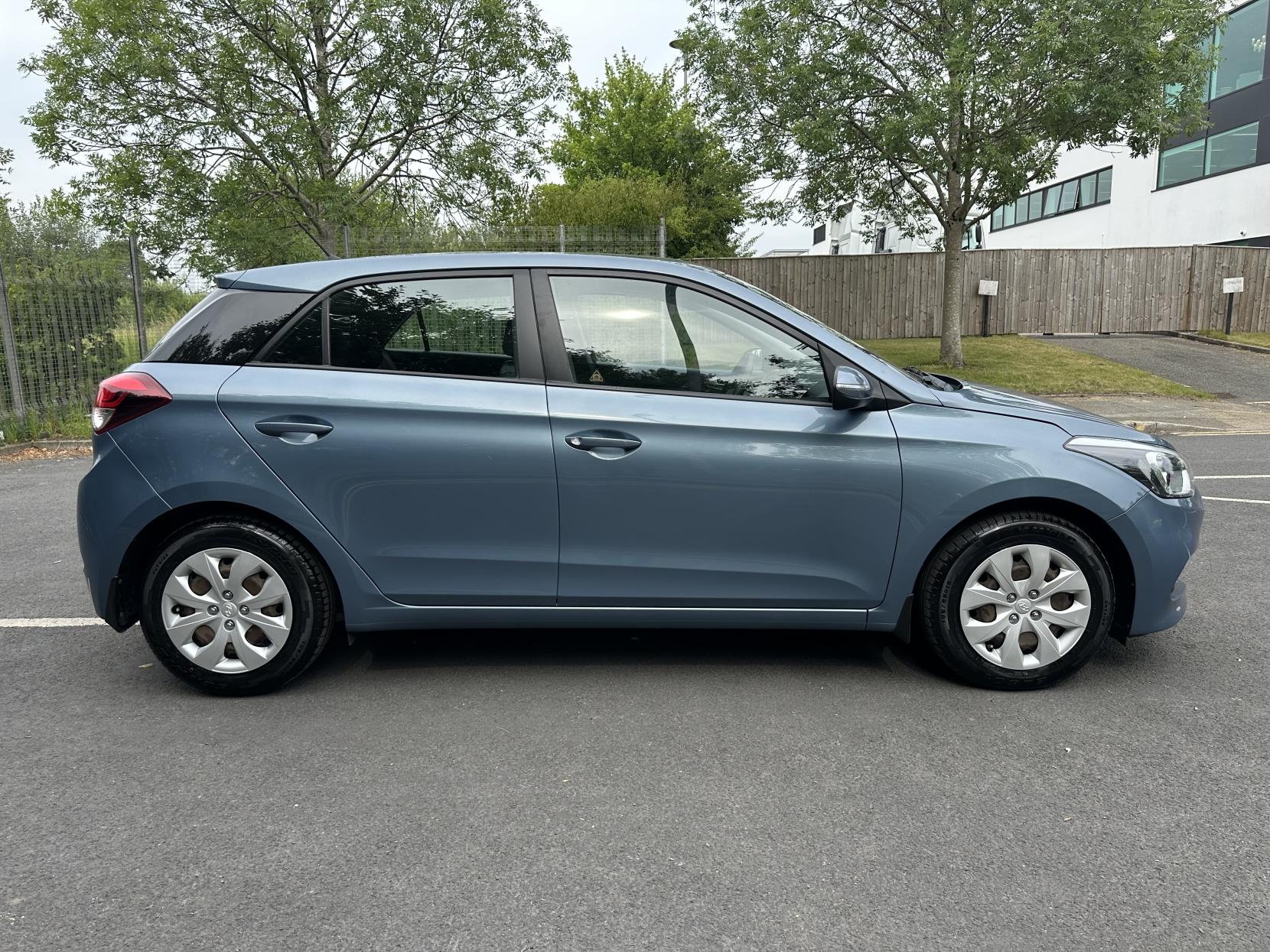 Hyundai i20 1.2 S Hatchback 5dr Petrol Manual Euro 6 (75 ps)