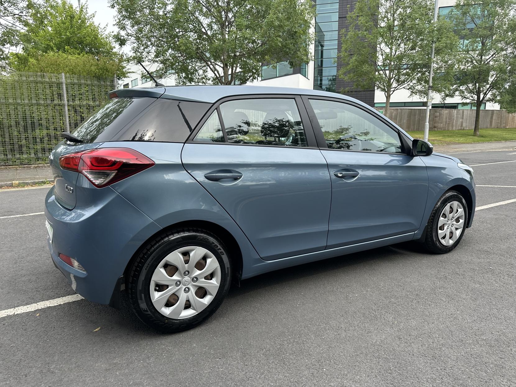 Hyundai i20 1.2 S Hatchback 5dr Petrol Manual Euro 6 (75 ps)