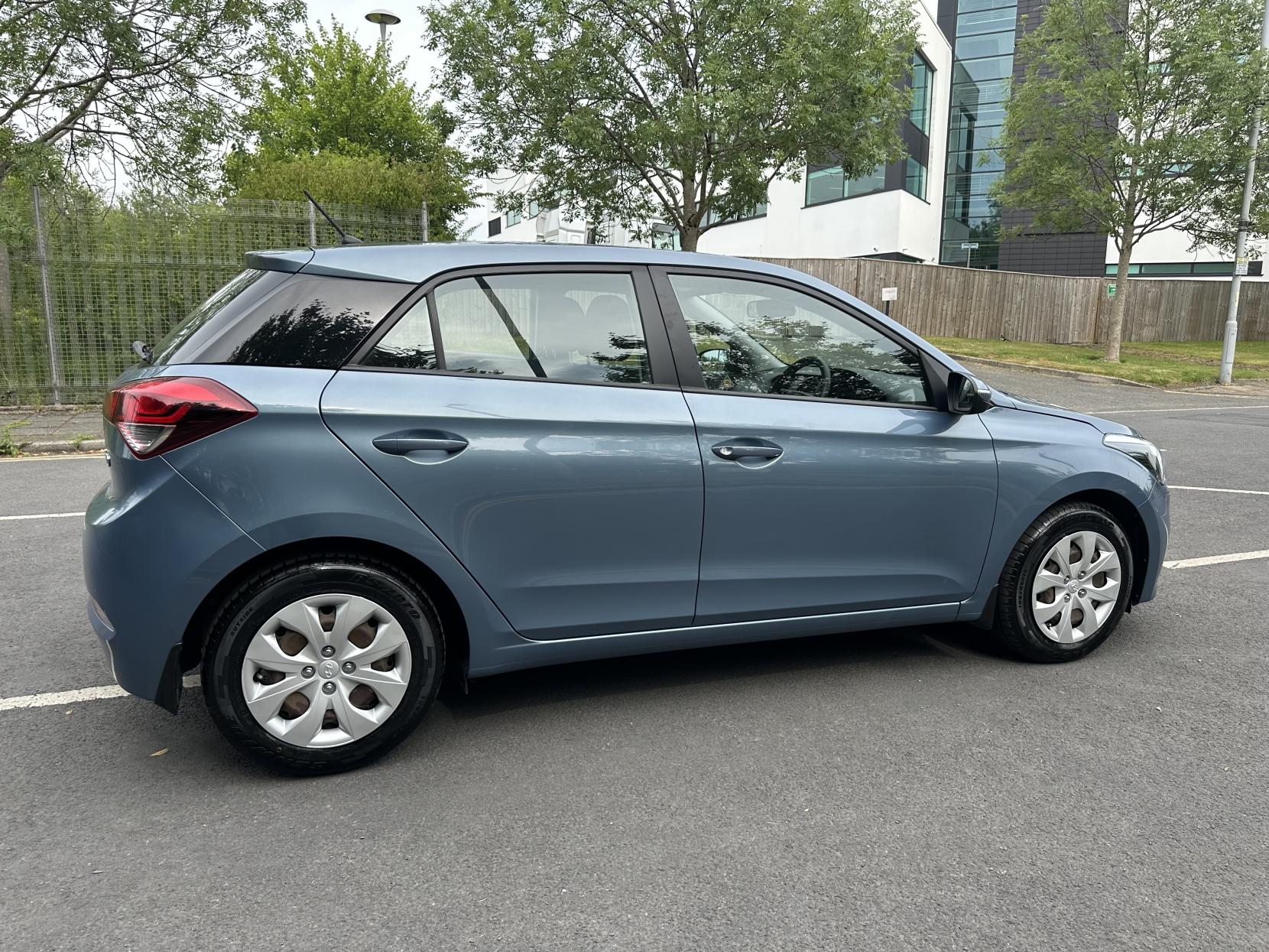 Hyundai i20 1.2 S Hatchback 5dr Petrol Manual Euro 6 (75 ps)