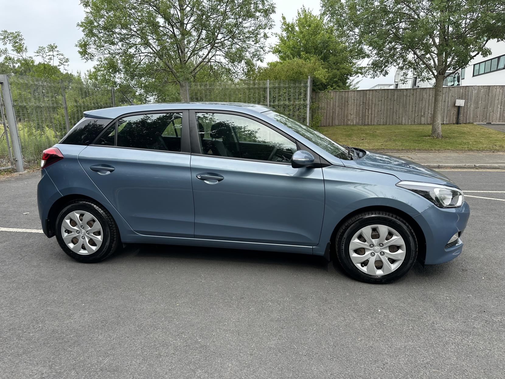 Hyundai i20 1.2 S Hatchback 5dr Petrol Manual Euro 6 (75 ps)