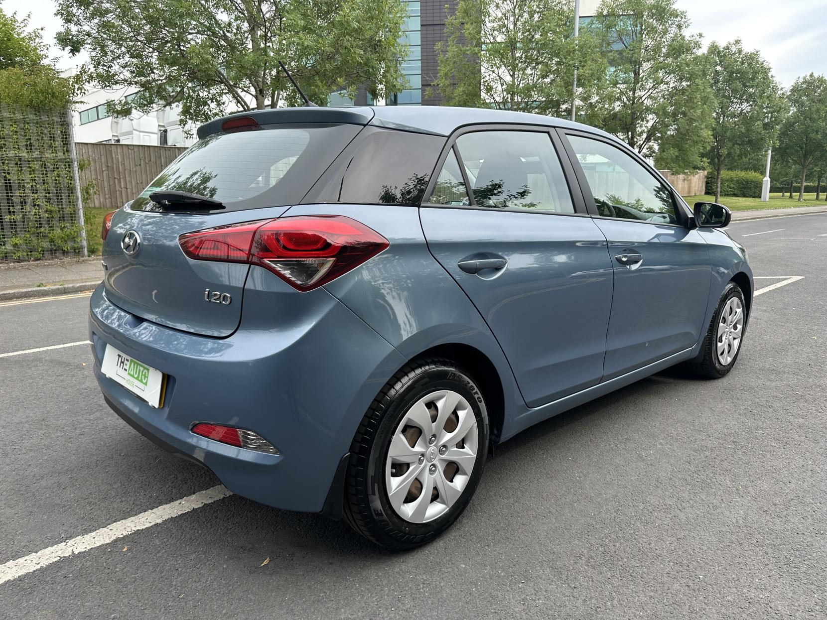 Hyundai i20 1.2 S Hatchback 5dr Petrol Manual Euro 6 (75 ps)