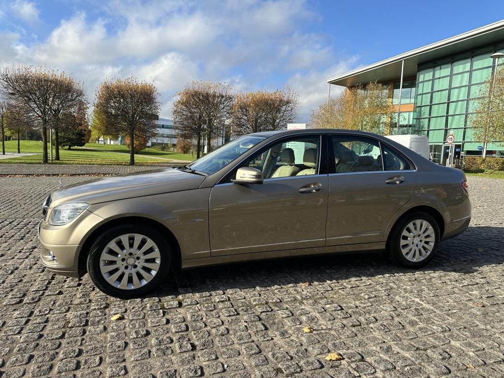 Mercedes-Benz C CLASS DIESEL SALOON 2.1 C250 CDI BLUEEFFICIENCY ELEGANCE 4DR Automatic