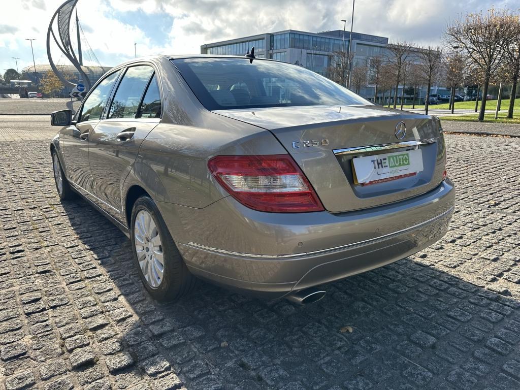 Mercedes-Benz C CLASS DIESEL SALOON 2.1 C250 CDI BLUEEFFICIENCY ELEGANCE 4DR Automatic