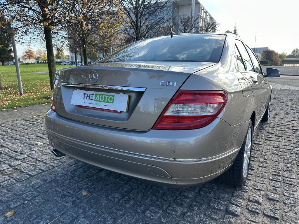 Mercedes-Benz C CLASS DIESEL SALOON 2.1 C250 CDI BLUEEFFICIENCY ELEGANCE 4DR Automatic