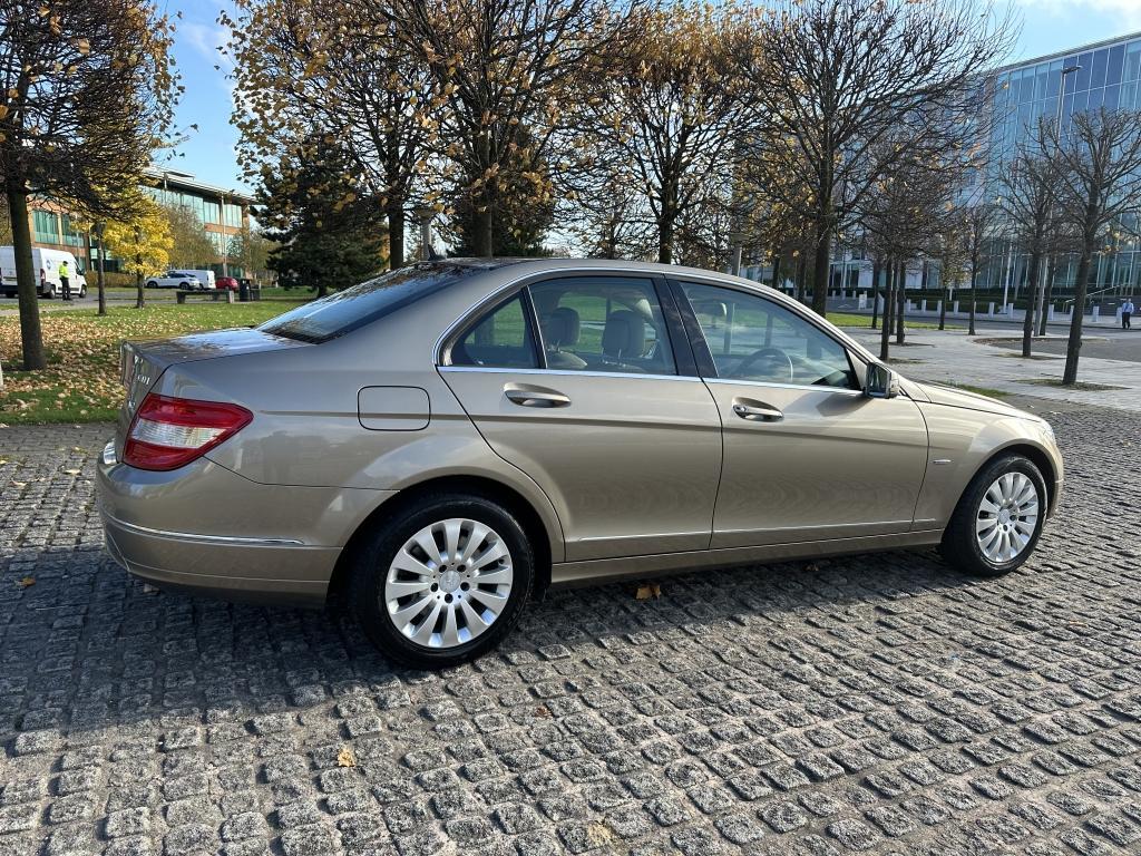 Mercedes-Benz C CLASS DIESEL SALOON 2.1 C250 CDI BLUEEFFICIENCY ELEGANCE 4DR Automatic