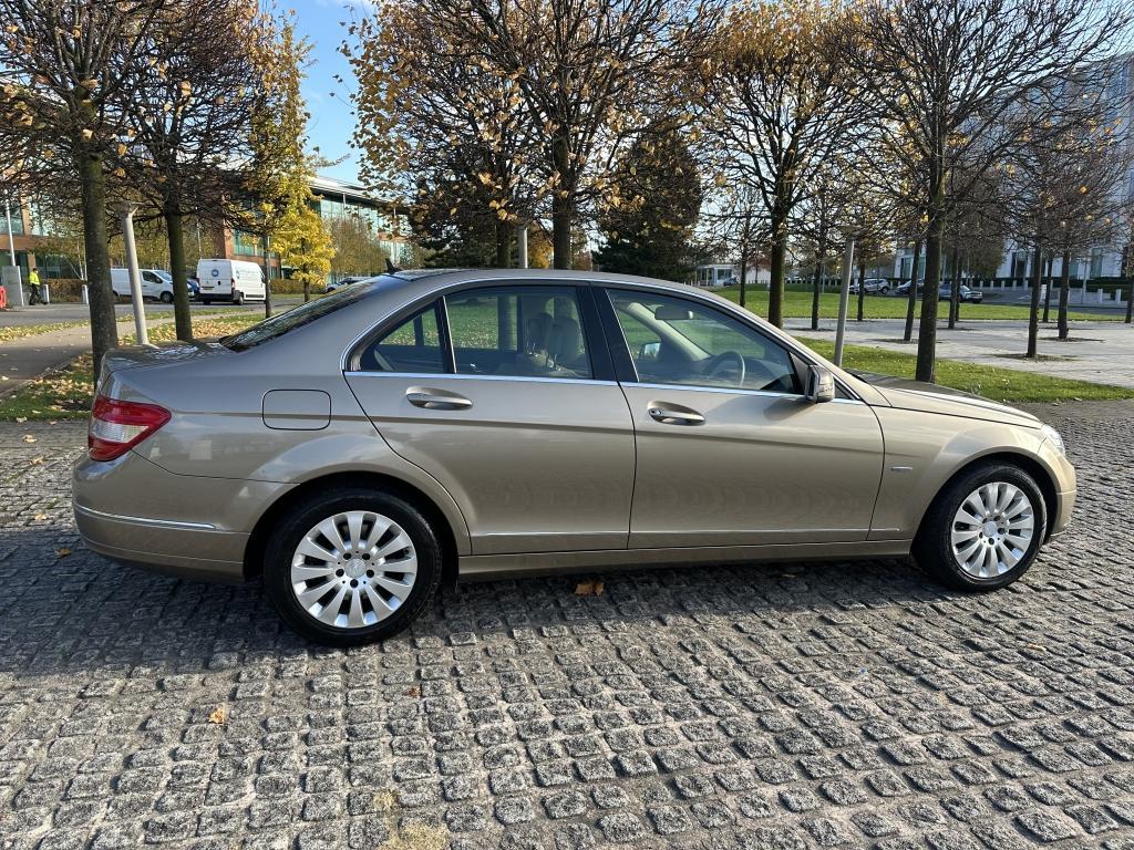 Mercedes-Benz C CLASS DIESEL SALOON 2.1 C250 CDI BLUEEFFICIENCY ELEGANCE 4DR Automatic