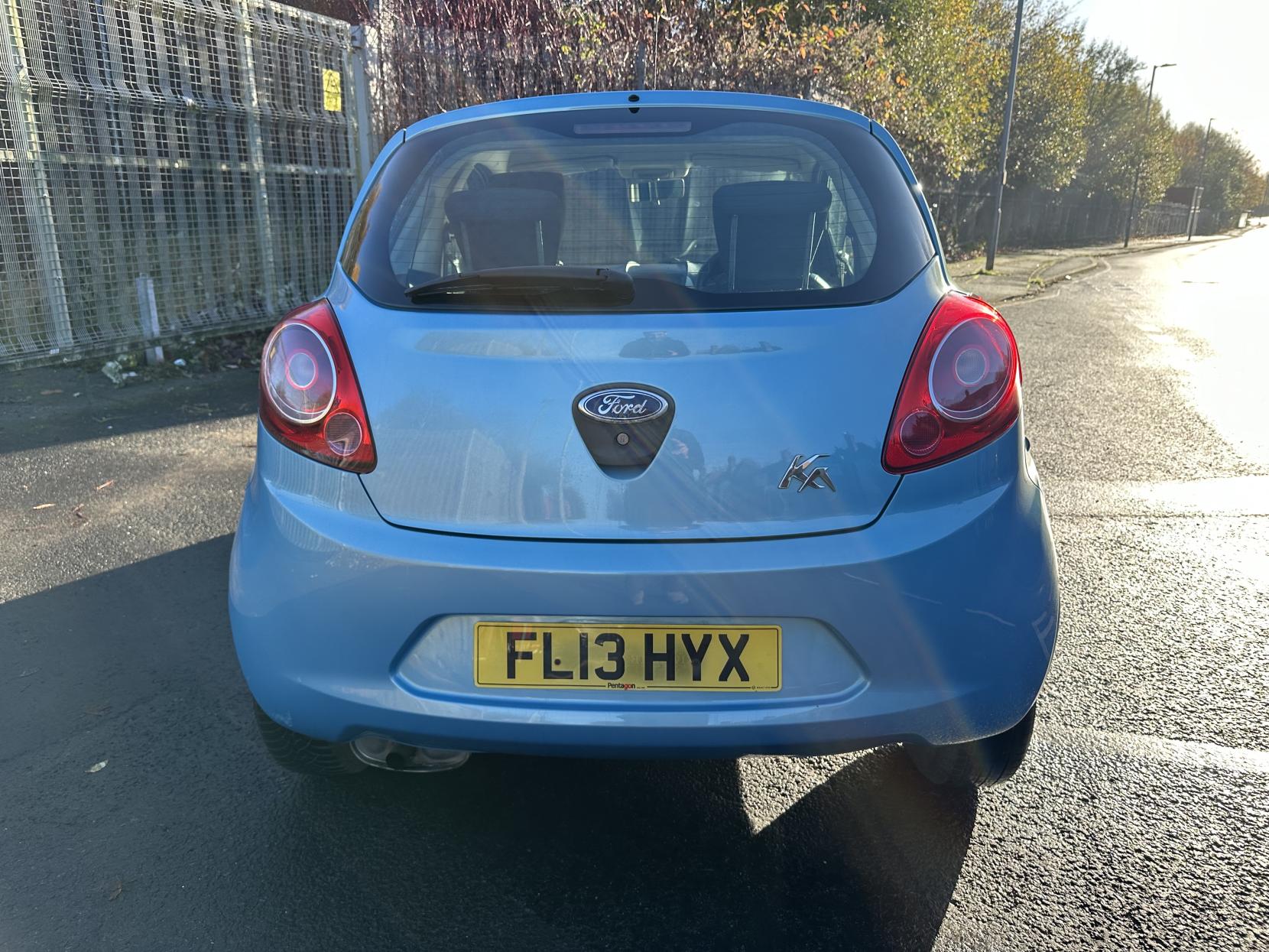 Ford KA HATCHBACK 1.2 STUDIO 3DR Manual