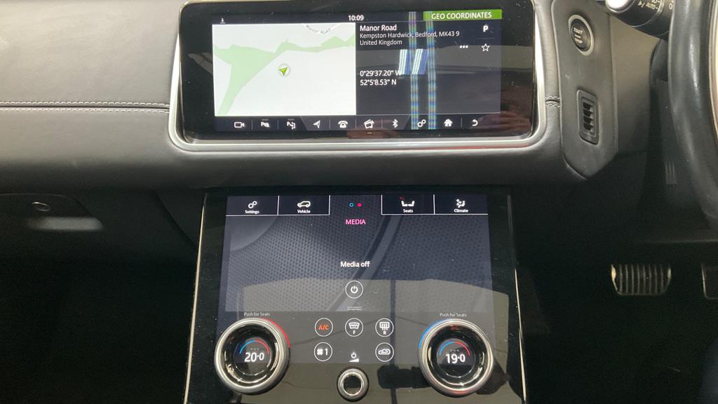 Land Rover Range Rover Velar 2.0 P300 R-Dynamic HSE GPF SUV 5dr Petrol Auto 4WD Euro 6 (s/s) (300 ps)