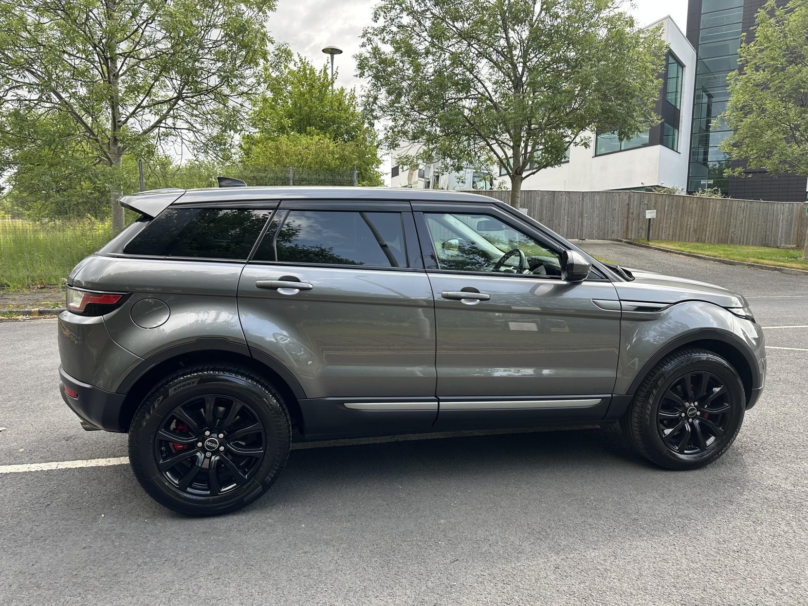 Land Rover Range Rover Evoque 2.0 eD4 SE Tech SUV 5dr Diesel Manual FWD Euro 6 (s/s) (150 ps)