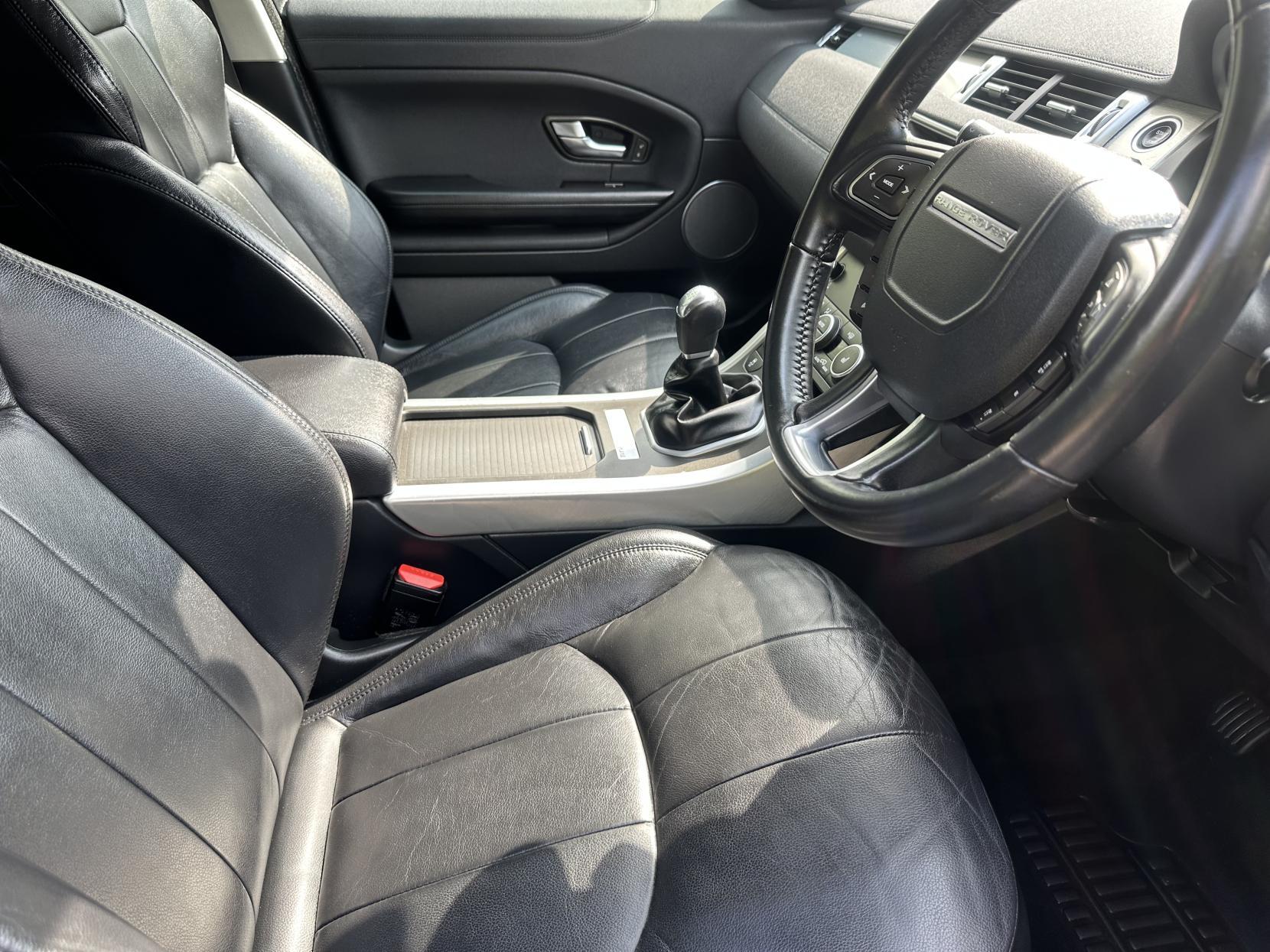 Land Rover Range Rover Evoque 2.0 eD4 SE Tech SUV 5dr Diesel Manual FWD Euro 6 (s/s) (150 ps)