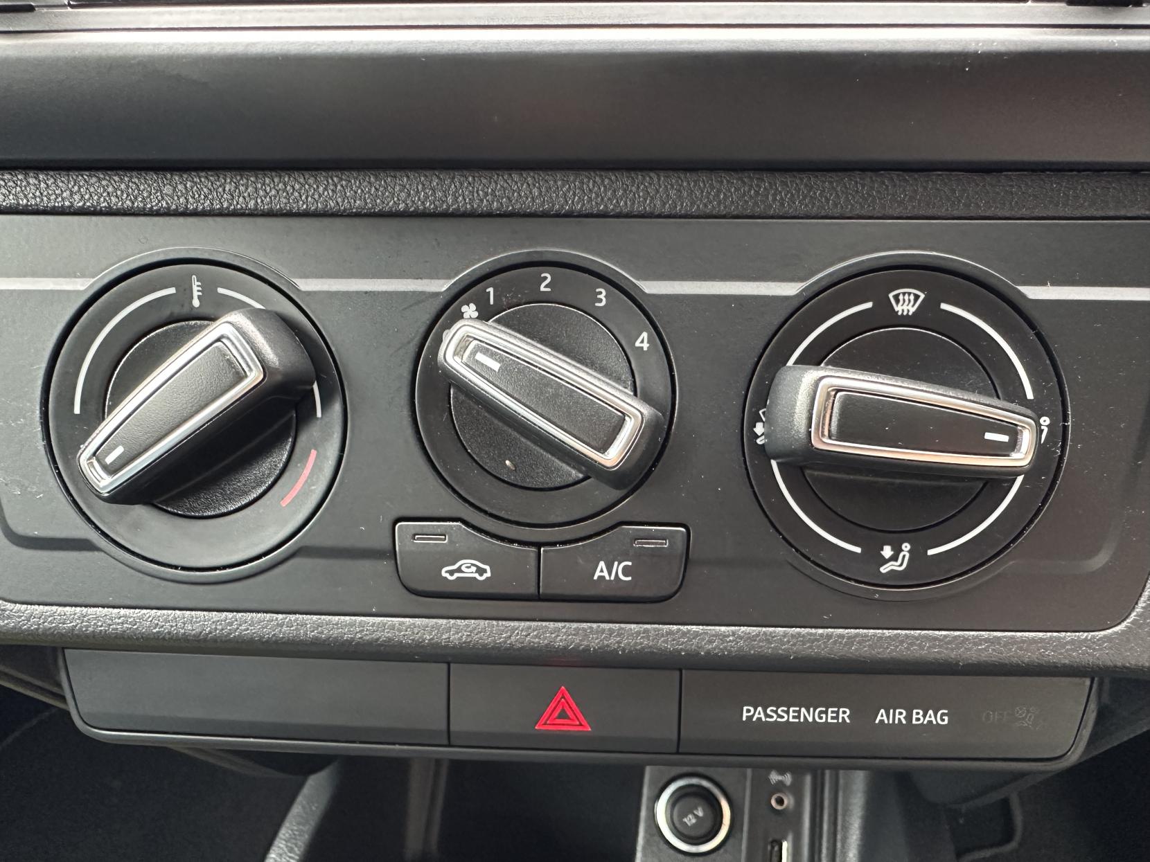 SEAT Ibiza 1.2 TSI Connect Hatchback 5dr Petrol Manual Euro 6 (90 ps)