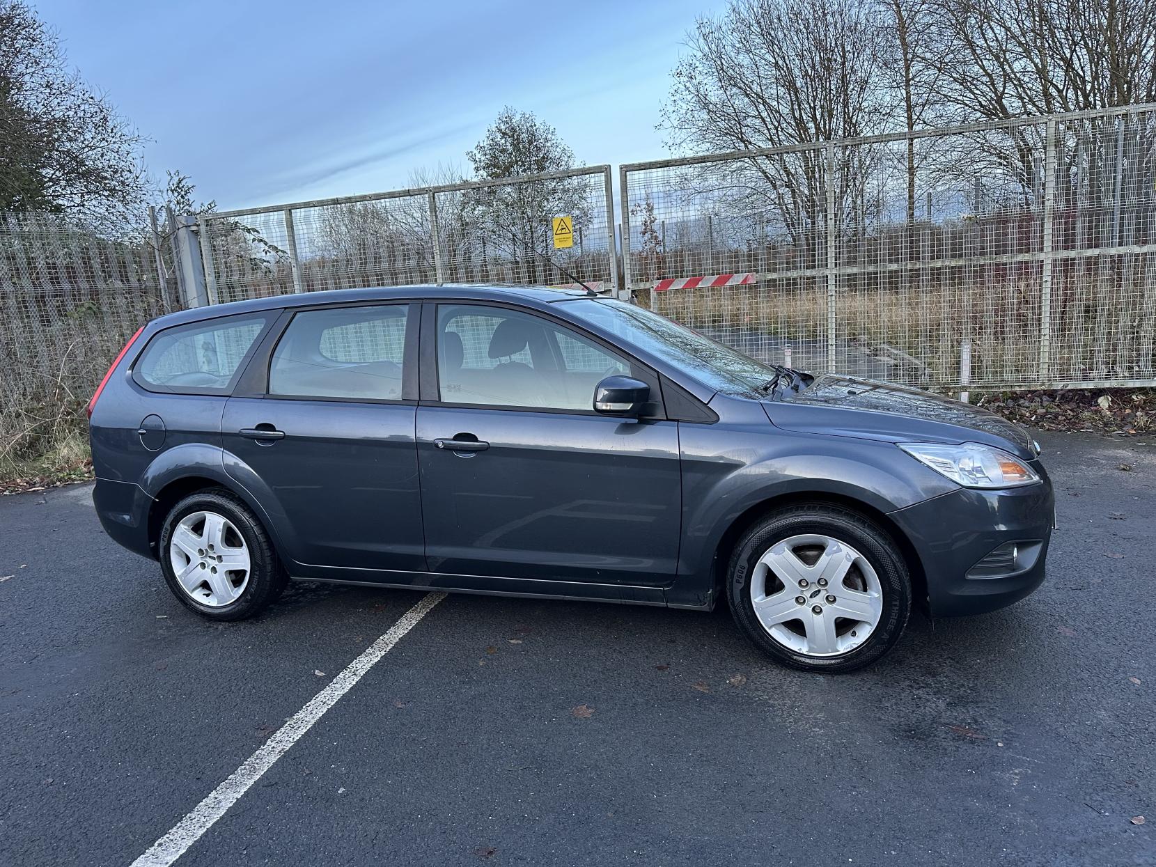 Ford Focus 1.6 TDCi Style Estate 5dr Diesel Manual (119 g/km, 89 bhp)