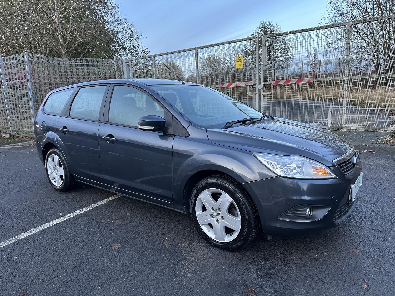 Ford Focus 1.6 TDCi Style Estate 5dr Diesel Manual (119 g/km, 89 bhp)