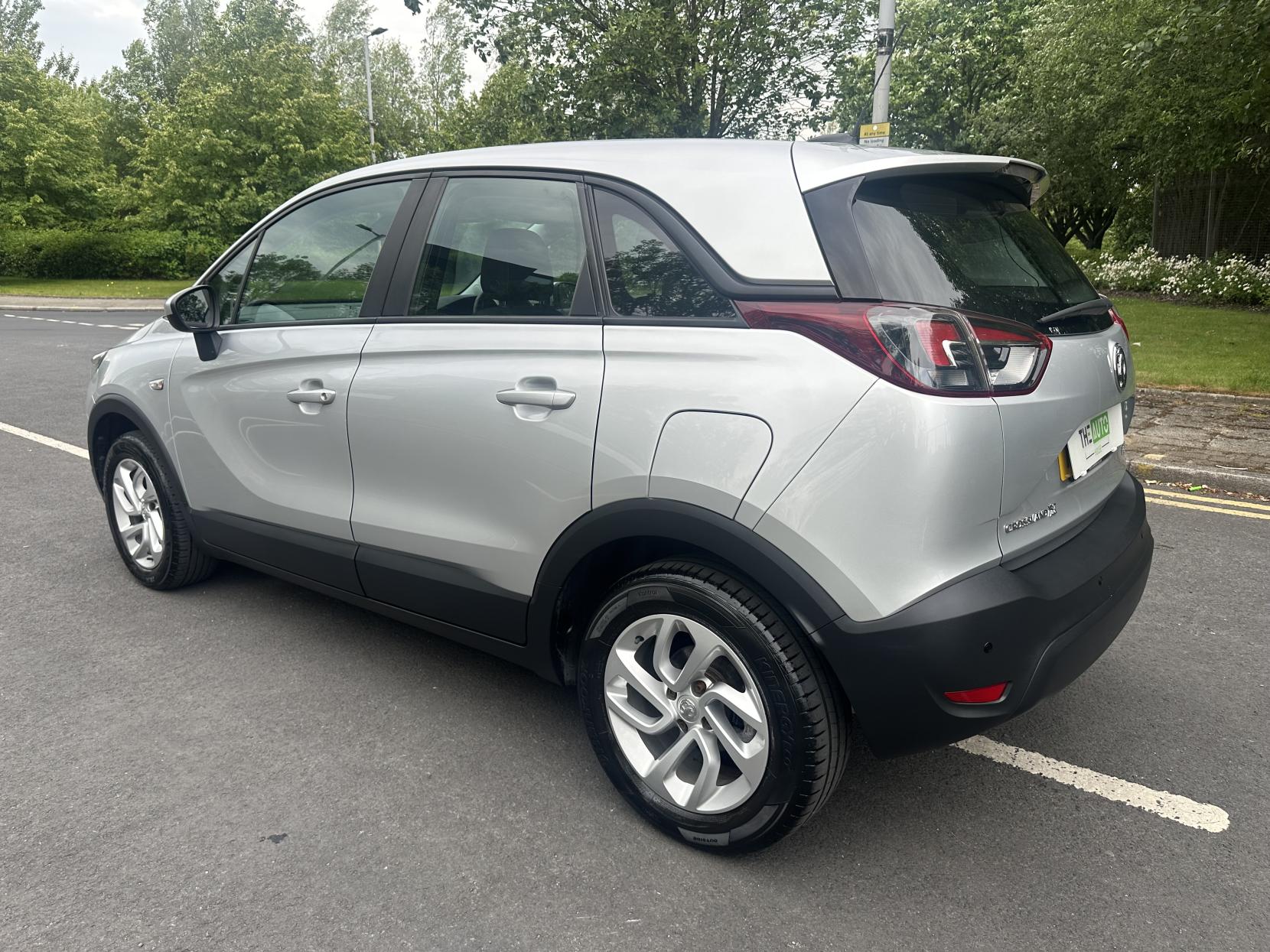 Vauxhall Crossland X 1.2 Turbo ecoTEC GPF SE Nav SUV 5dr Petrol Manual Euro 6 (s/s) (110 ps)