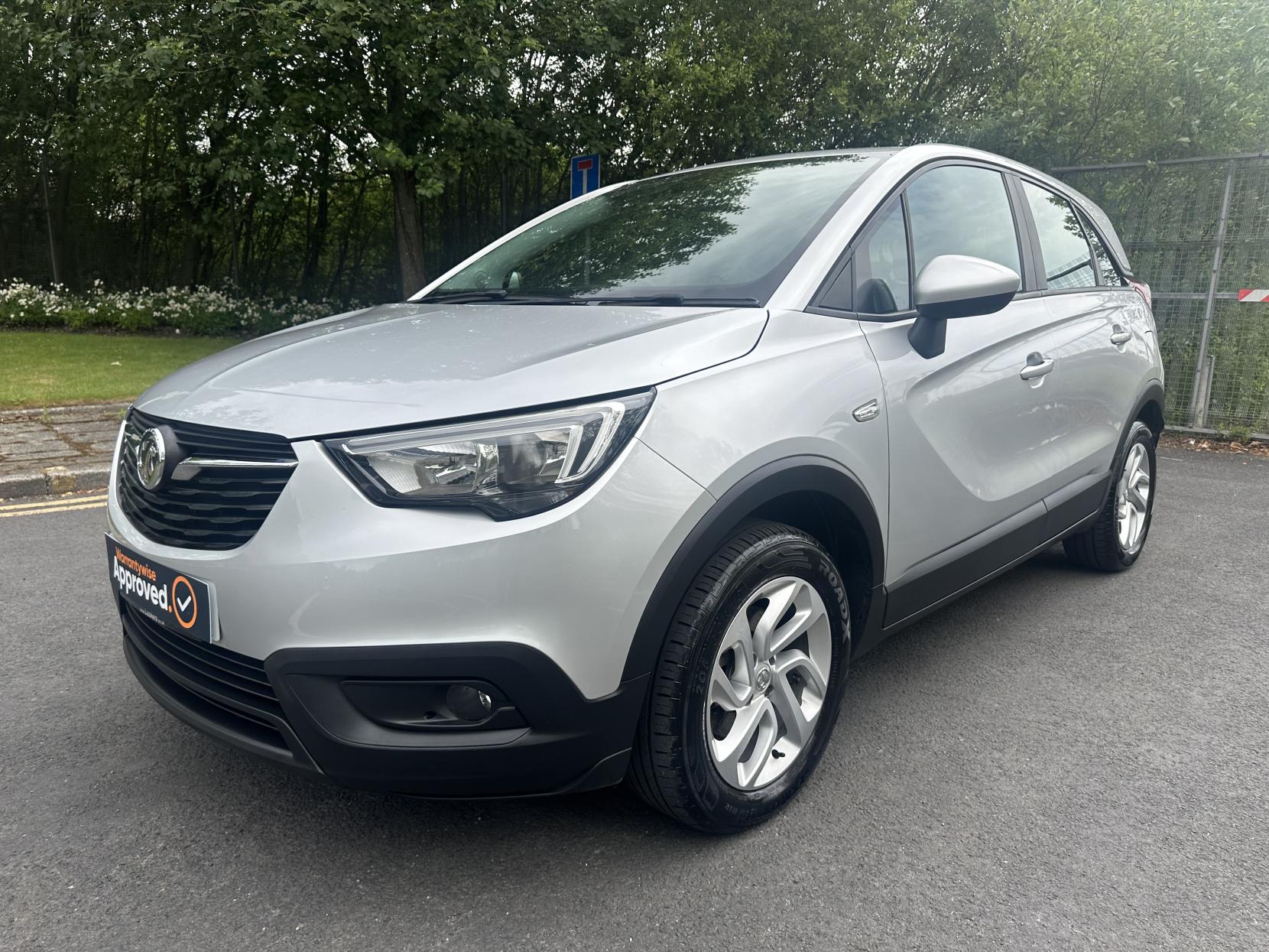 Vauxhall Crossland X 1.2 Turbo ecoTEC GPF SE Nav SUV 5dr Petrol Manual Euro 6 (s/s) (110 ps)