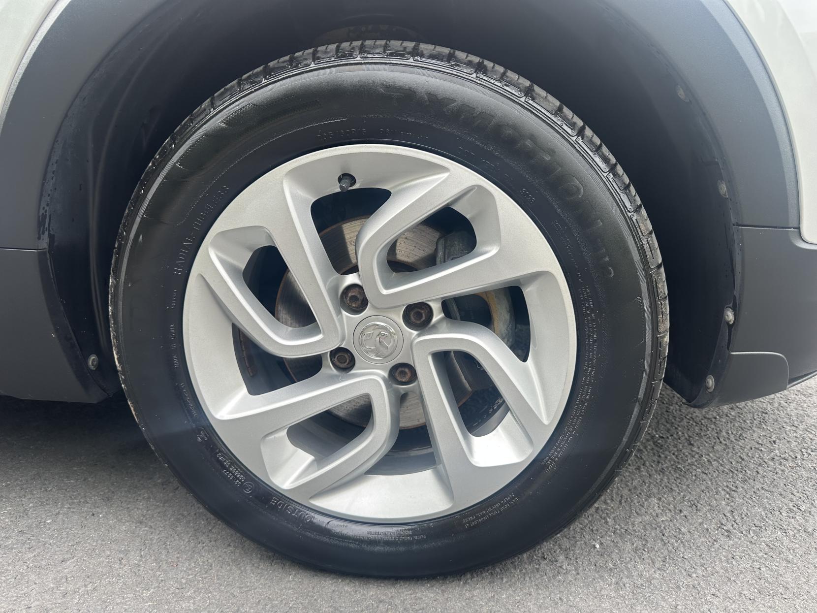 Vauxhall Crossland X 1.2 Turbo ecoTEC GPF SE Nav SUV 5dr Petrol Manual Euro 6 (s/s) (110 ps)