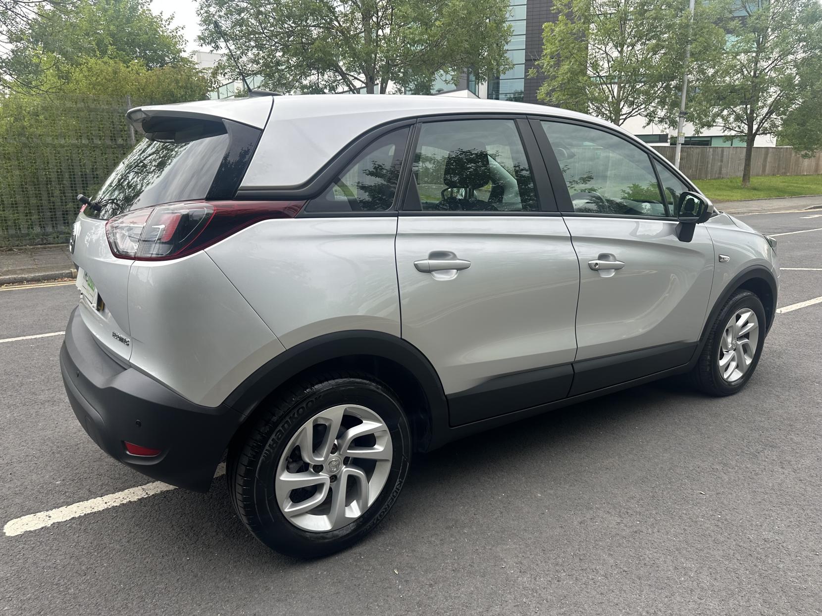 Vauxhall Crossland X 1.2 Turbo ecoTEC GPF SE Nav SUV 5dr Petrol Manual Euro 6 (s/s) (110 ps)