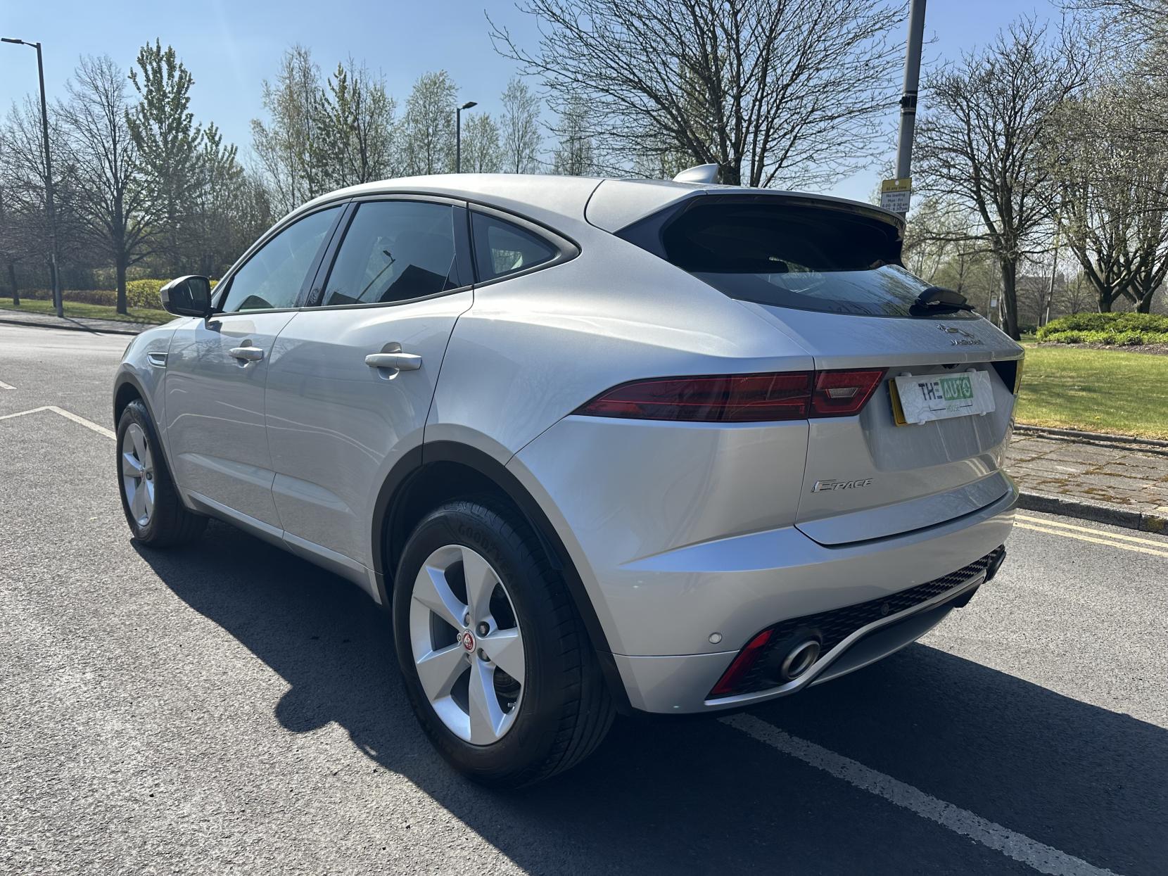 Jaguar E-PACE 2.0 P200 R-Dynamic S SUV 5dr Petrol Auto AWD Euro 6 (s/s) (200 ps)