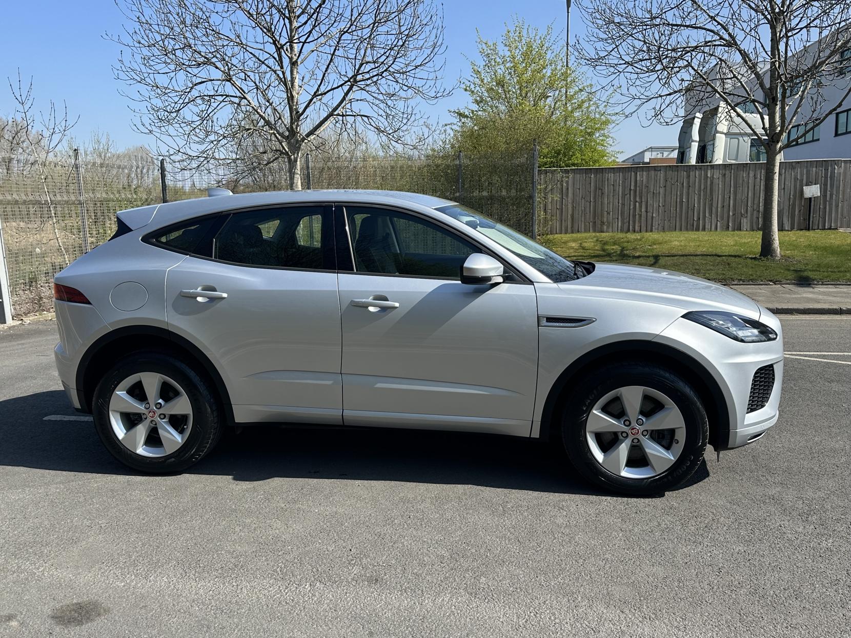 Jaguar E-PACE 2.0 P200 R-Dynamic S SUV 5dr Petrol Auto AWD Euro 6 (s/s) (200 ps)