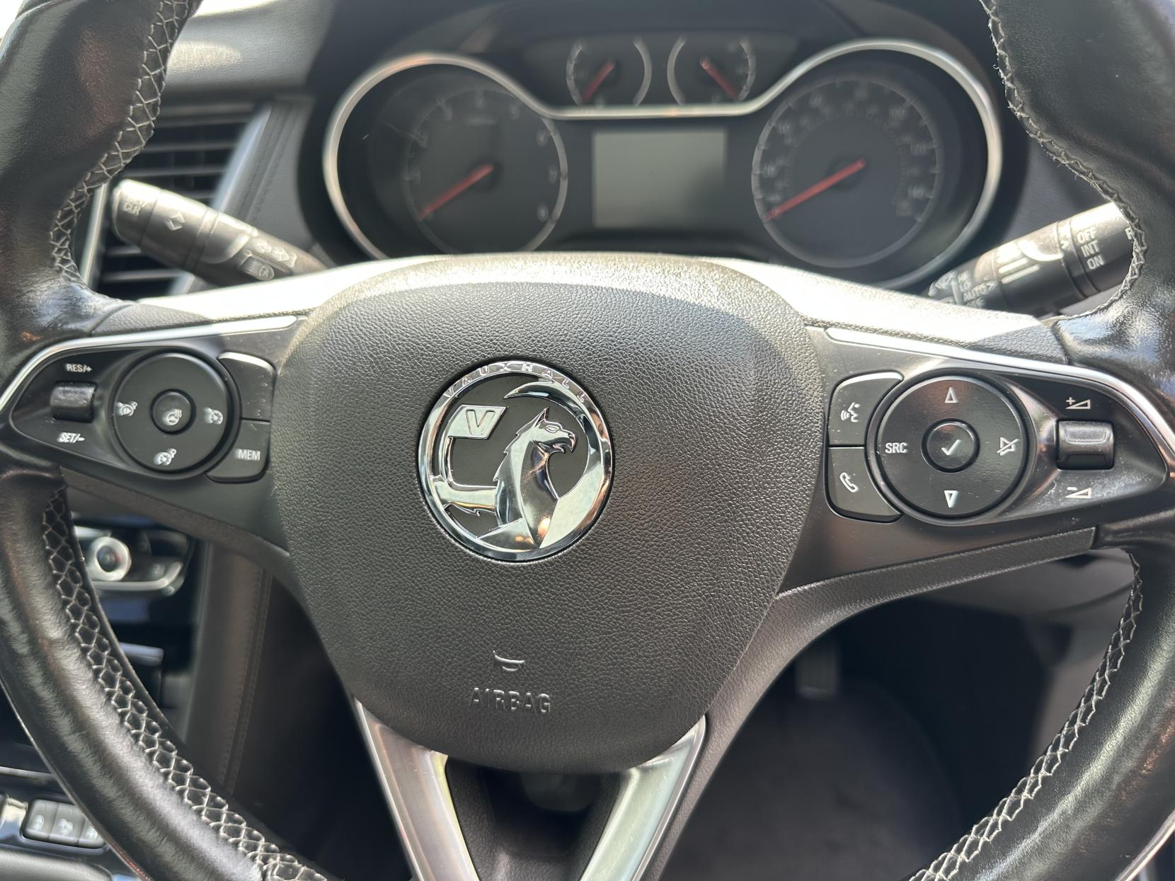 Vauxhall Grandland X 1.2 Turbo Elite Nav SUV 5dr Petrol Manual 6Spd Euro 6 (s/s) (130 ps)