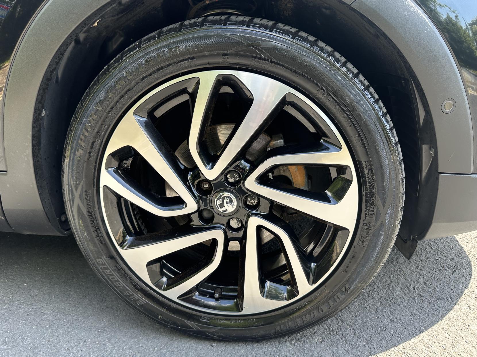 Vauxhall Grandland X 1.2 Turbo Elite Nav SUV 5dr Petrol Manual 6Spd Euro 6 (s/s) (130 ps)