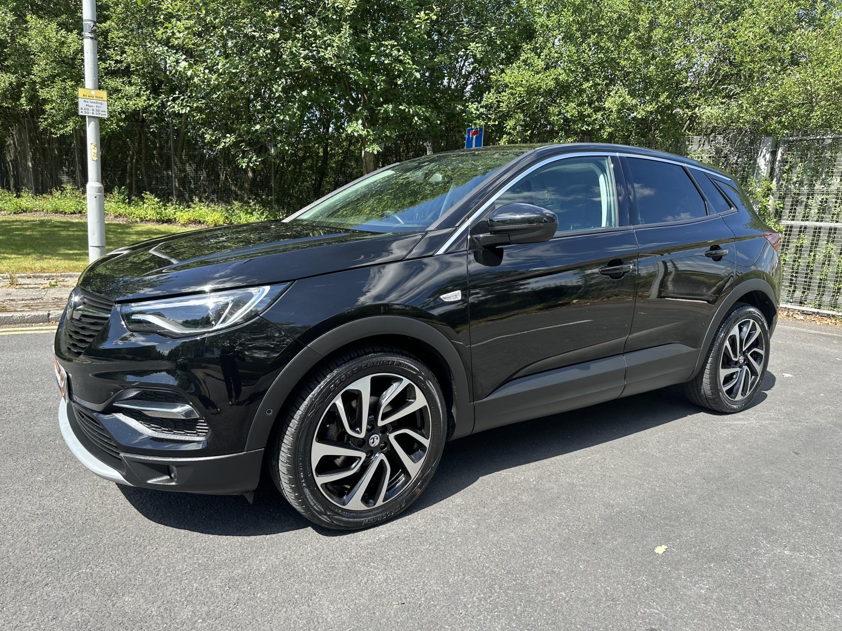 Vauxhall Grandland X 1.2 Turbo Elite Nav SUV 5dr Petrol Manual 6Spd Euro 6 (s/s) (130 ps)